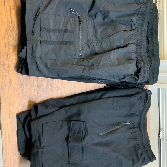 Shorts - Picture 2 of 7